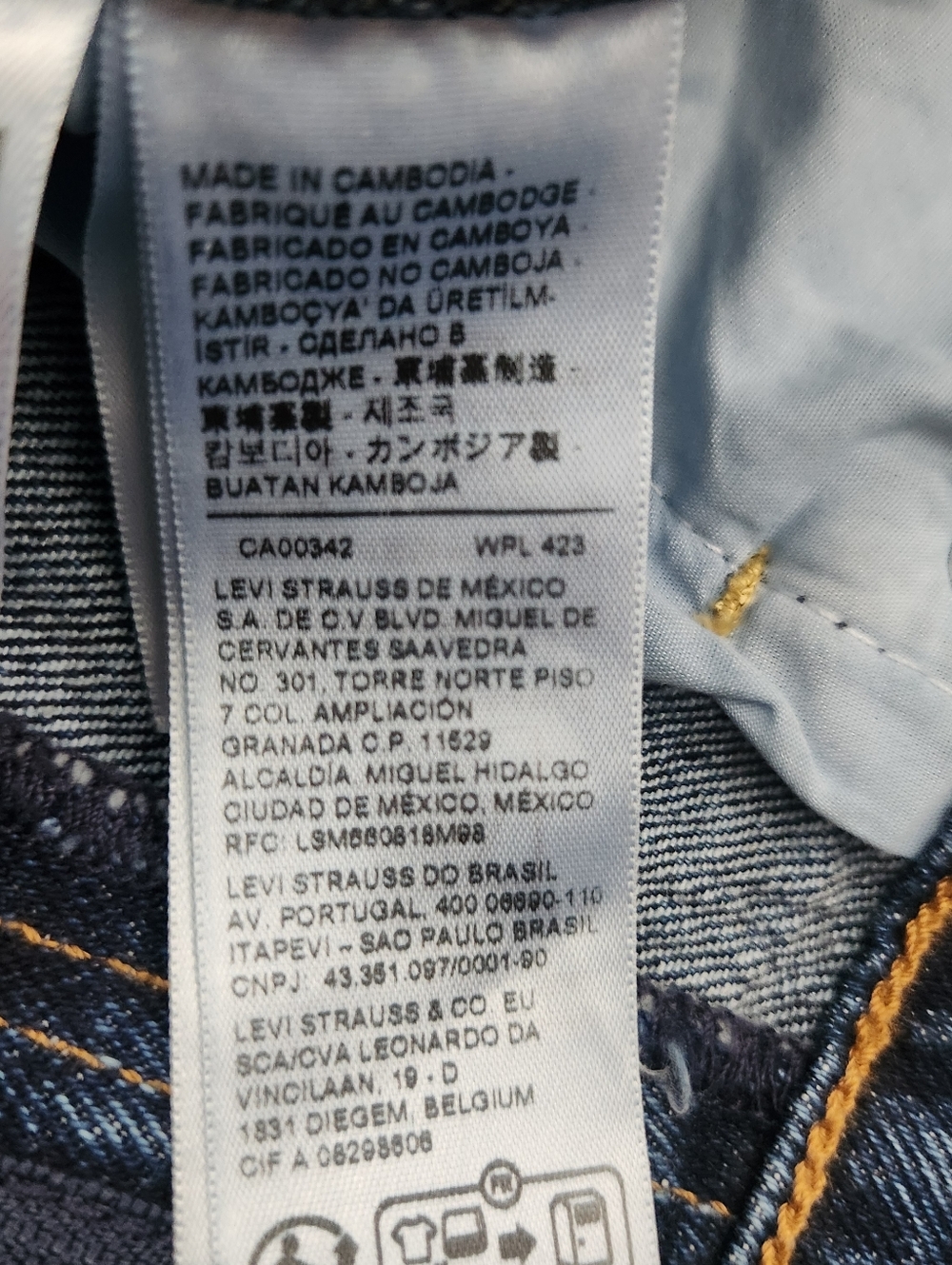 Levi's Ribcage Bell Jeans Size 31 - Picture 12 of 14